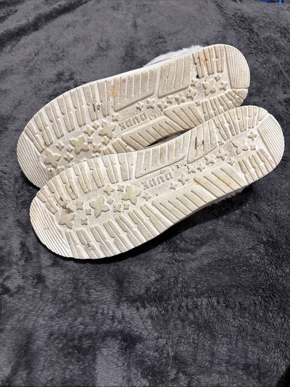 Hey Dude Tan Corduroy Slip-On Shoes with Sherpa Lining - Picture 8 of 9